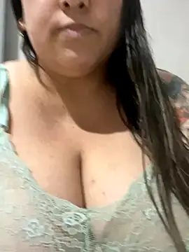 Snapshot of bruna438 chatting on September 2025 12:43:02 AM bruna438 online show from September 2025 12:43:02 AM
