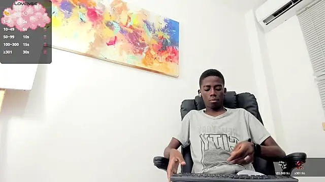 Snapshot of Alan_blacke chatting on October 2025 07:12:01 PM Alan blacke online show from October 2025 07:12:01 PM