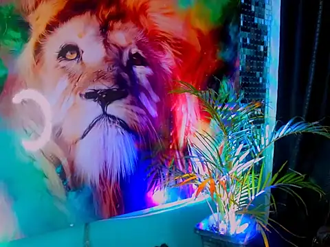 Snapshot of Cristal_Gem1 chatting on October 2025 12:40:02 AM Cristal Gem1 online show from October 2025 12:40:02 AM