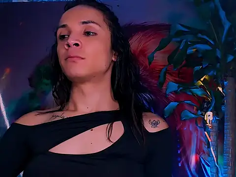 Snapshot of Cristal_Gem1 chatting on October 2025 04:35:02 AM Cristal Gem1 online show from October 2025 04:35:02 AM