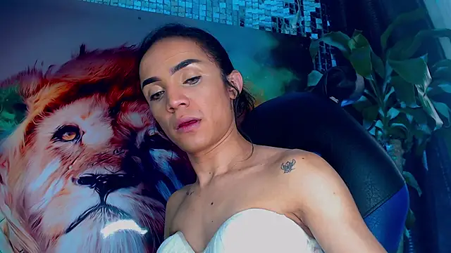 Snapshot of Cristal_Gem1 chatting on December 2025 12:14:01 PM Cristal Gem1 online show from December 2025 12:14:01 PM