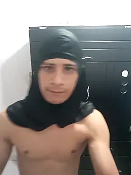 hechizo777 online show from December 2025 04:12:02 PM