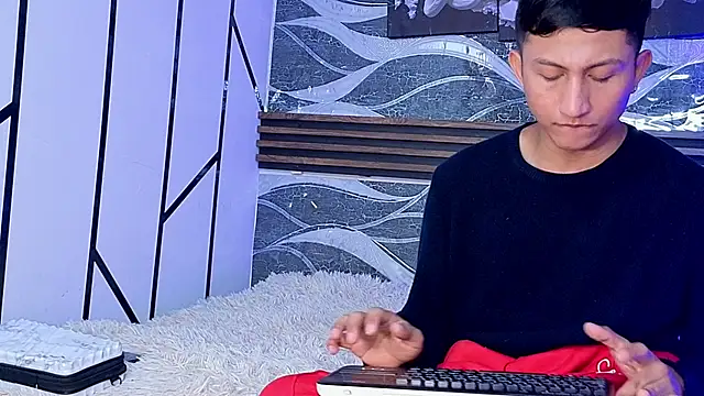 oliver mr  online show from May 2026 07:52:02 PM