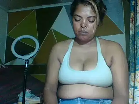 Snapshot of SEXY_METISE chatting on February 2025 08:41:02 PM SEXY METISE online show from February 2025 08:41:02 PM