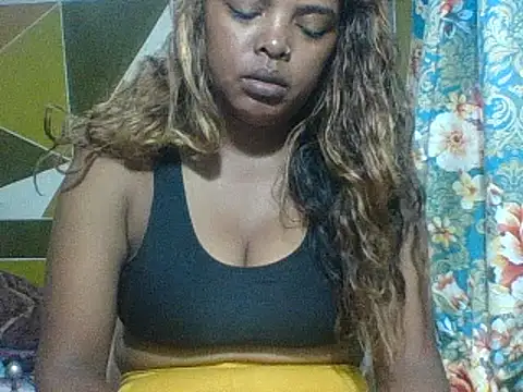Snapshot of SEXY_METISE chatting on March 2025 12:20:01 PM SEXY METISE online show from March 2025 12:20:01 PM