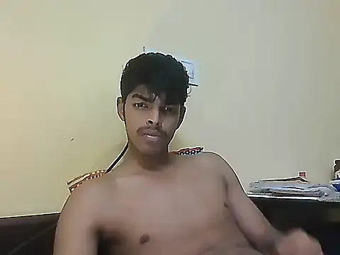 Snapshot of monster_33 chatting on May 2026 01:19:01 PM monster 33 online show from May 2026 01:19:01 PM