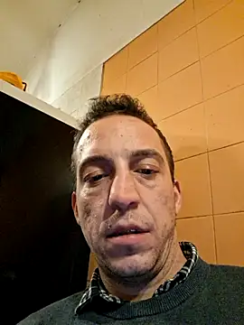 strangerwild online show from November 2025 06:24:02 AM