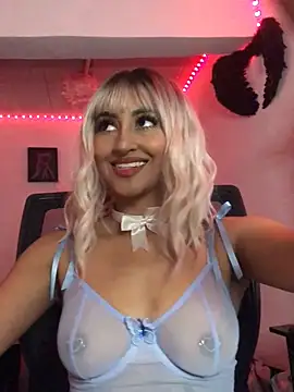 Samara SaenzV online show from November 2025 01:06:02 AM