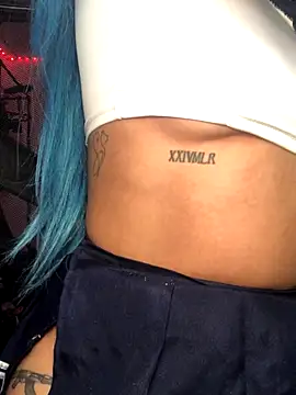 Samara SaenzV online show from November 2025 05:46:02 AM