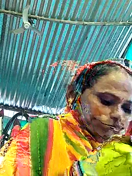 Pooja750 online show from October 2025 03:47:02 AM