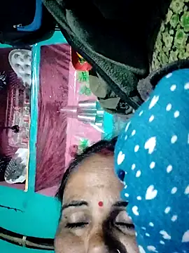 Pooja750 online show from November 2025 05:12:02 PM