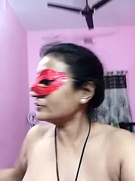 Snapshot of Gullapi chatting on November 2025 04:36:01 PM Gullapi online show from November 2025 04:36:01 PM