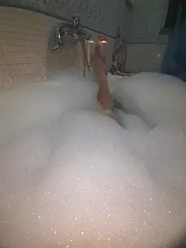 Snapshot of gigilola84 chatting on November 2025 05:35:01 PM gigilola84 online show from November 2025 05:35:01 PM