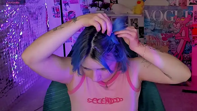 Penny Stanley online show from November 2025 02:12:01 AM