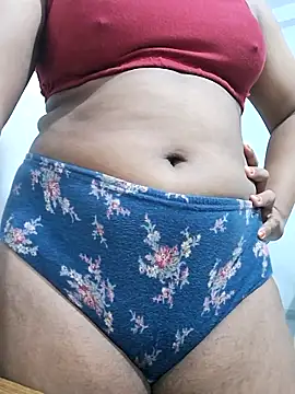 BeautyGirl sara online show from May 2026 01:05:02 PM