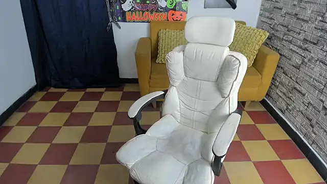 Snapshot of andres_sant chatting on October 2025 04:36:01 AM andres sant online show from October 2025 04:36:01 AM