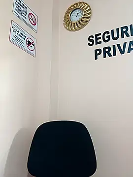 Hannah-colx online show from December 2025 05:08:02 PM