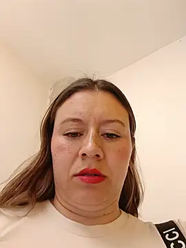 Hannah-colx online show from June 2026 05:01:02 PM