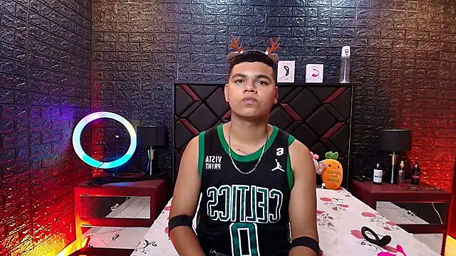 DannySamm online show from December 2025 03:46:02 AM