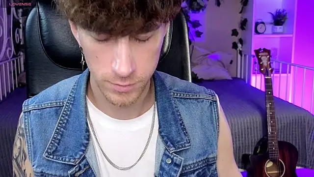 mark caron online show from October 2025 08:33:01 PM