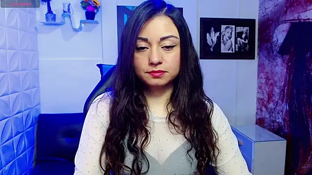 Eva Roussell online show from October 2025 02:37:01 PM