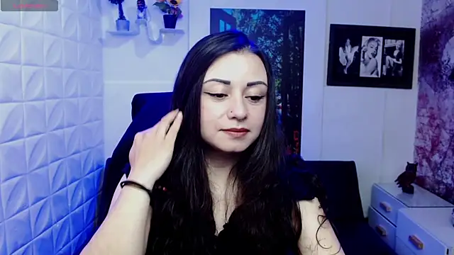 Eva Roussell online show from November 2025 02:17:02 PM