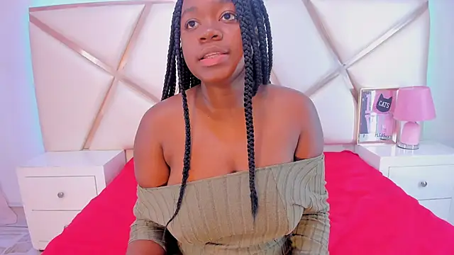 Snapshot of SulyClarck chatting on October 2025 08:06:02 PM SulyClarck online show from October 2025 08:06:02 PM