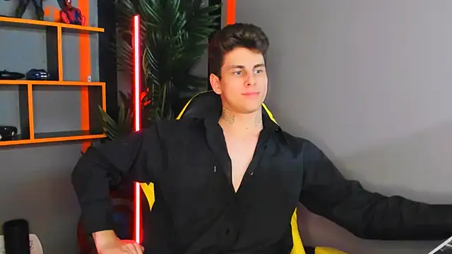 Snapshot of JackWolw chatting on October 2025 10:07:02 PM JackWolw online show from October 2025 10:07:02 PM