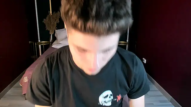 Snapshot of JackWolw chatting on November 2025 08:22:02 PM JackWolw online show from November 2025 08:22:02 PM