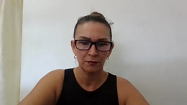 MiaVega online show from February 2026 03:06:01 PM