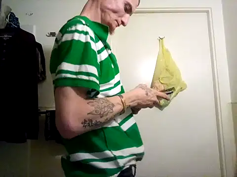 Snapshot of jizzyglizzy92 chatting on March 2026 01:33:02 AM jizzyglizzy92 online show from March 2026 01:33:02 AM