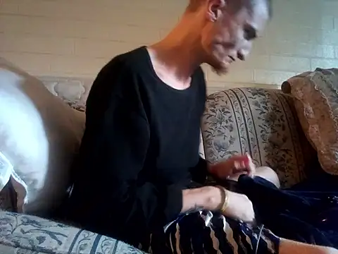 Snapshot of jizzyglizzy92 chatting on March 2026 04:21:02 PM jizzyglizzy92 online show from March 2026 04:21:02 PM