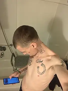 Snapshot of jizzyglizzy92 chatting on March 2026 01:01:01 PM jizzyglizzy92 online show from March 2026 01:01:01 PM