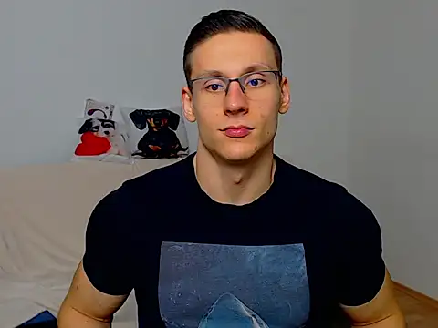 ZeinMiracles online show from October 2025 05:53:02 PM