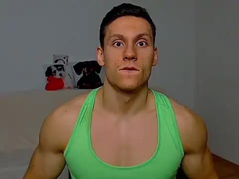 ZeinMiracles online show from October 2025 06:39:01 PM