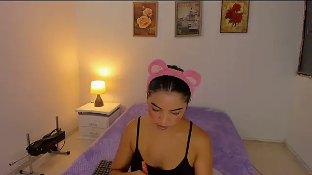 Valeri 13 online show from October 2025 03:17:02 AM