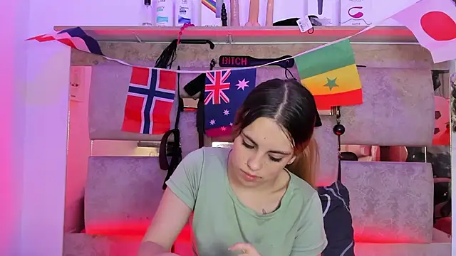 Natasha-Adams online show from June 2026 09:18:02 PM