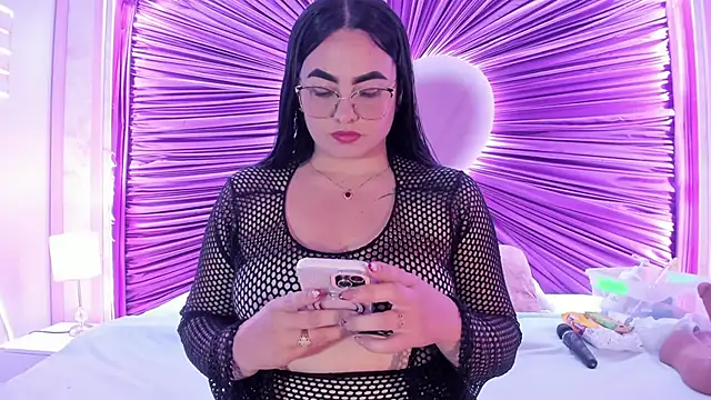 sofiiacarson online show from June 2026 07:58:02 PM