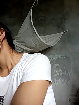 tcm-cute online show from October 2025 05:39:02 AM