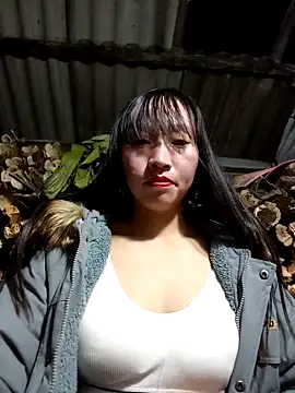 Snapshot of tcm-cute chatting on December 2025 01:05:02 PM tcm-cute online show from December 2025 01:05:02 PM