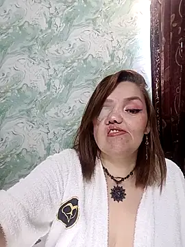 MayaLuna1 online show from October 2025 04:53:02 PM