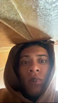 Mrjustin sebas online show from May 2026 05:07:02 PM