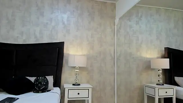 Snapshot of BarbaraLeython1 chatting on October 2025 02:15:02 PM BarbaraLeython1 online show from October 2025 02:15:02 PM