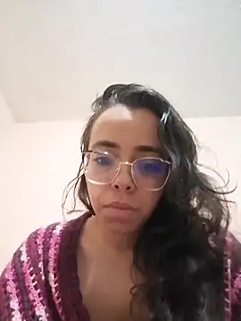 Snapshot of BarbaraLeython1 chatting on November 2025 03:39:01 AM BarbaraLeython1 online show from November 2025 03:39:01 AM