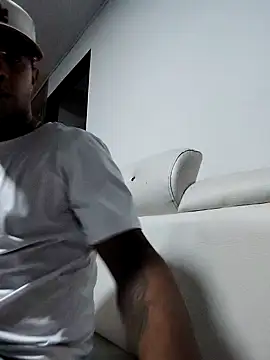 Perropa online show from March 2026 03:01:02 AM