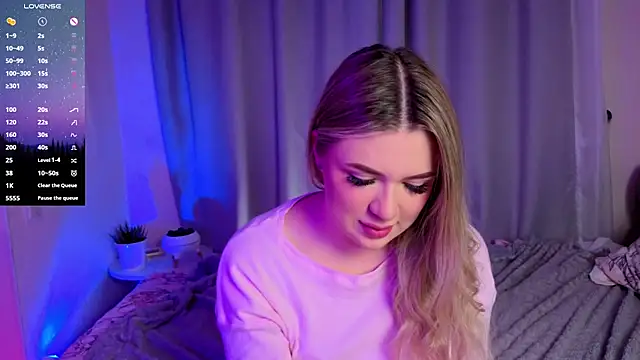 Snapshot of AliaBuerstatte chatting on November 2025 07:03:01 PM AliaBuerstatte online show from November 2025 07:03:01 PM