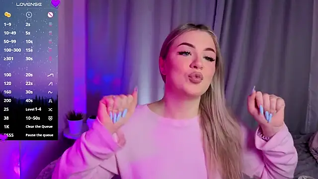 Snapshot of AliaBuerstatte chatting on November 2025 07:12:01 PM AliaBuerstatte online show from November 2025 07:12:01 PM