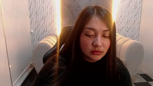 Ivony18 b online show from October 2025 03:07:02 AM