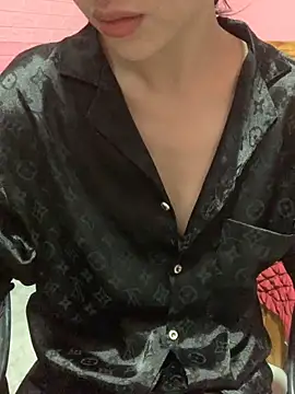 Tieuvi 18 online show from October 2025 11:24:02 PM