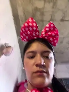 Snapshot of Xiomi_sexx chatting on November 2025 04:20:02 PM Xiomi sexx online show from November 2025 04:20:02 PM